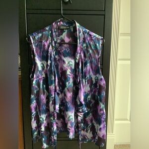Jones New York sleeveless floral top